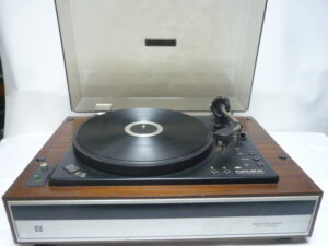 Электропроигрыватель RADIOTEHNIKA 001 stereo СССР. Цена 15 000 руб.