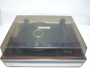 Электропроигрыватель RADIOTEHNIKA 001 stereo СССР. Цена 15 000 руб.