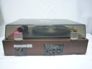 Электропроигрыватель RADIOTEHNIKA 001 stereo СССР. Цена 15 000 руб.